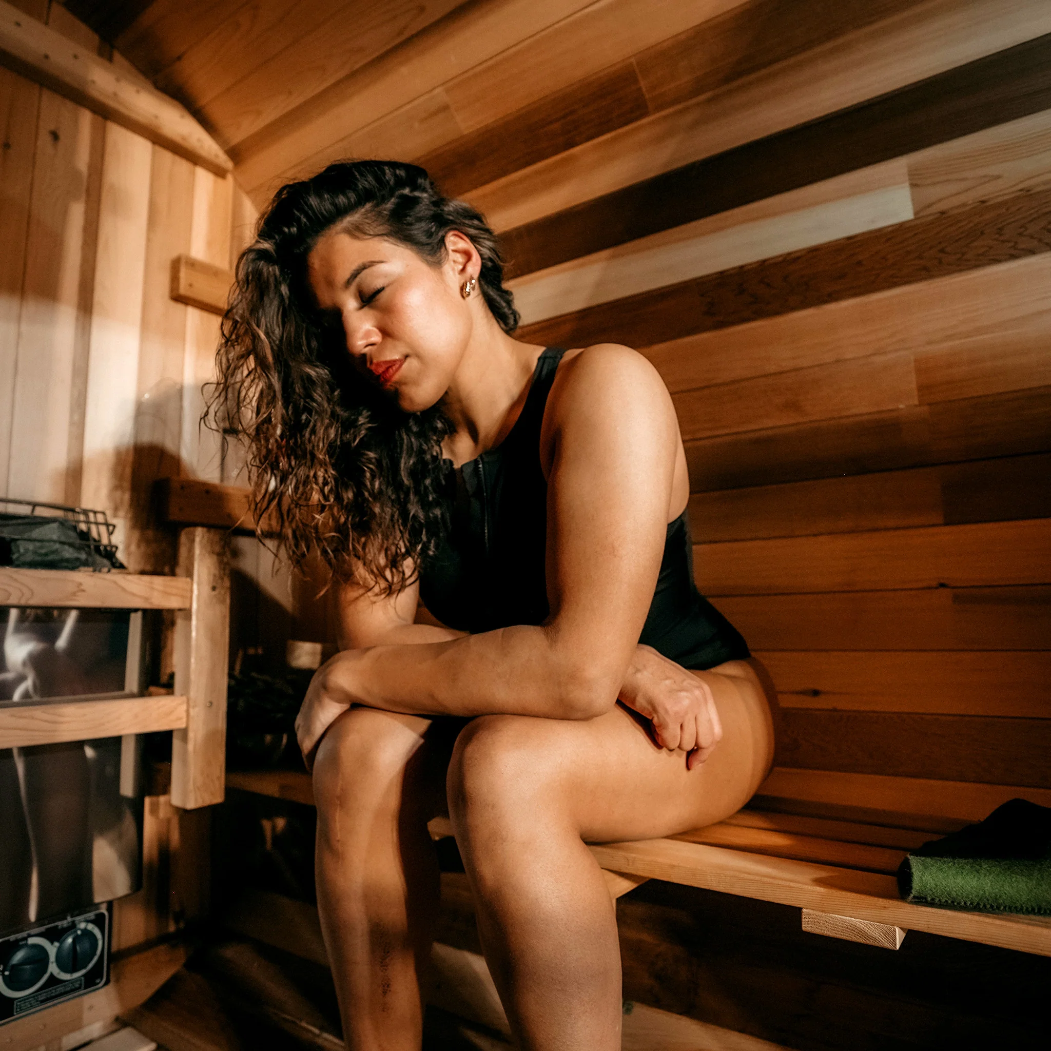 Barrel Outdoor Sauna w/ Porch - 6 Person - Image 7