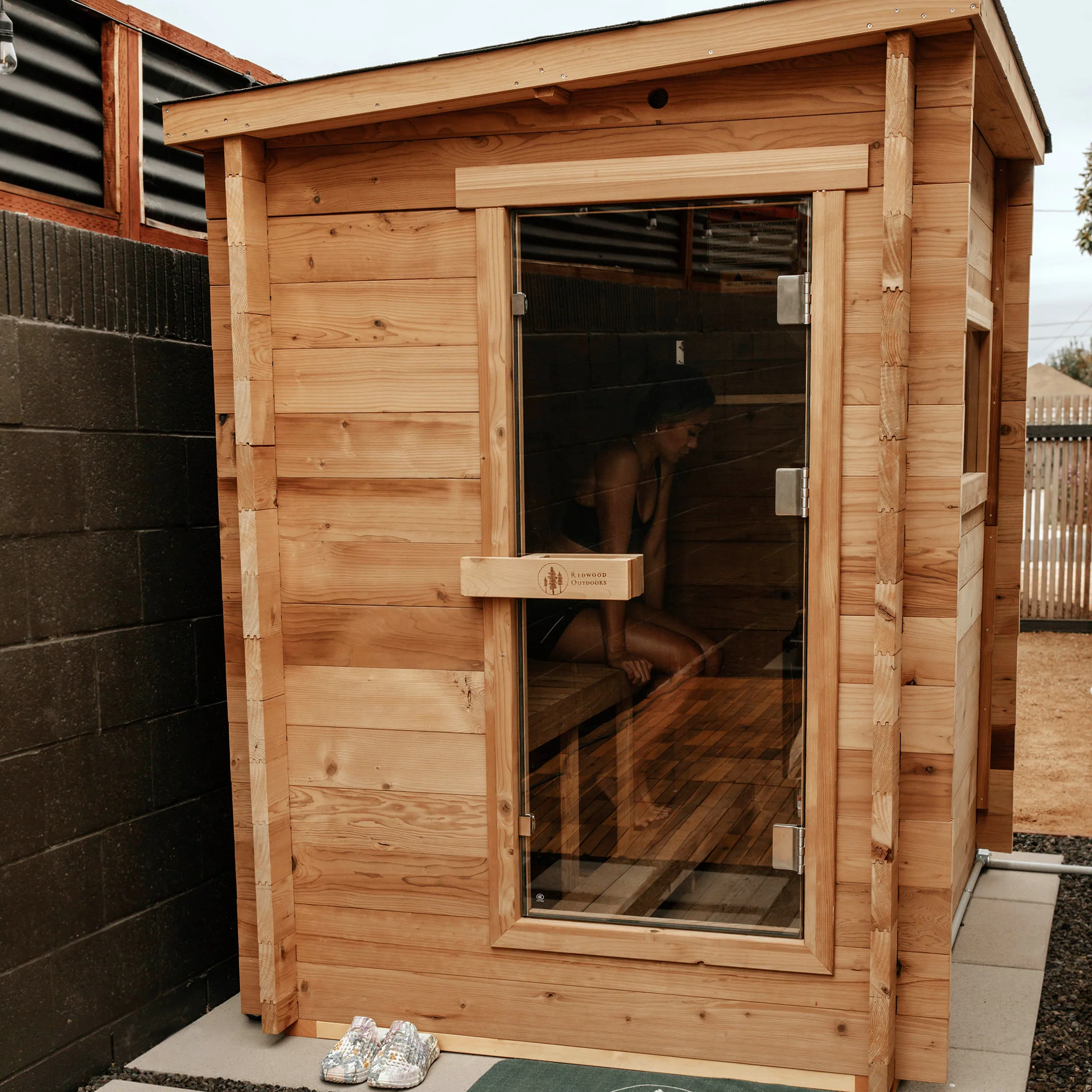 Cove Outdoor Sauna - 3 Person - Image 4