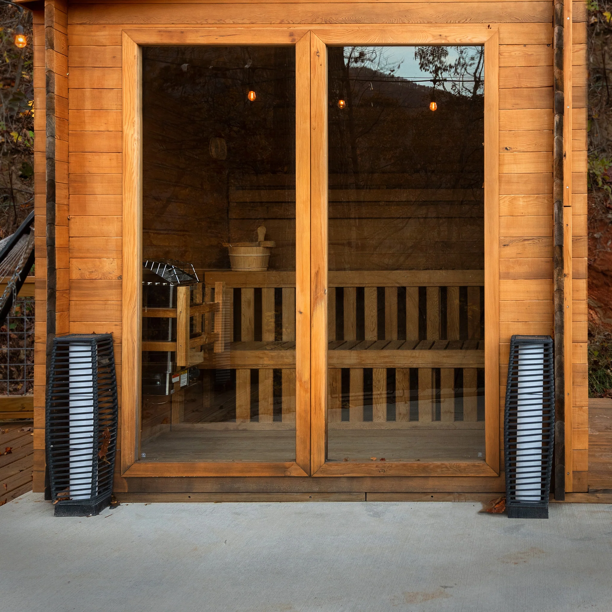 Garden Outdoor Sauna x Alaskan All-In-One Cold Plunge - Image 4
